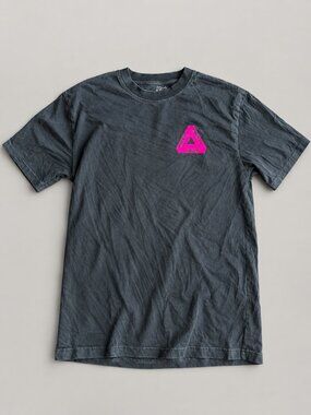 Black Palace tee Size large